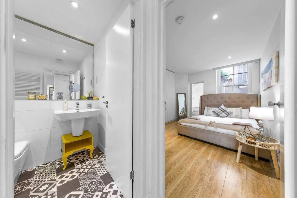 3 Bedroom Apartment In Haymarket Central London Sleep 10 Hy2 מראה חיצוני תמונה