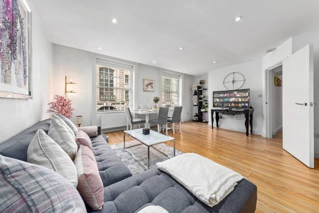 3 Bedroom Apartment In Haymarket Central London Sleep 10 Hy2 מראה חיצוני תמונה