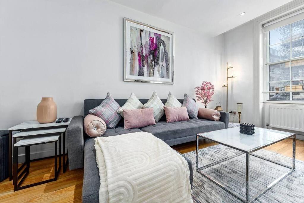 3 Bedroom Apartment In Haymarket Central London Sleep 10 Hy2 מראה חיצוני תמונה